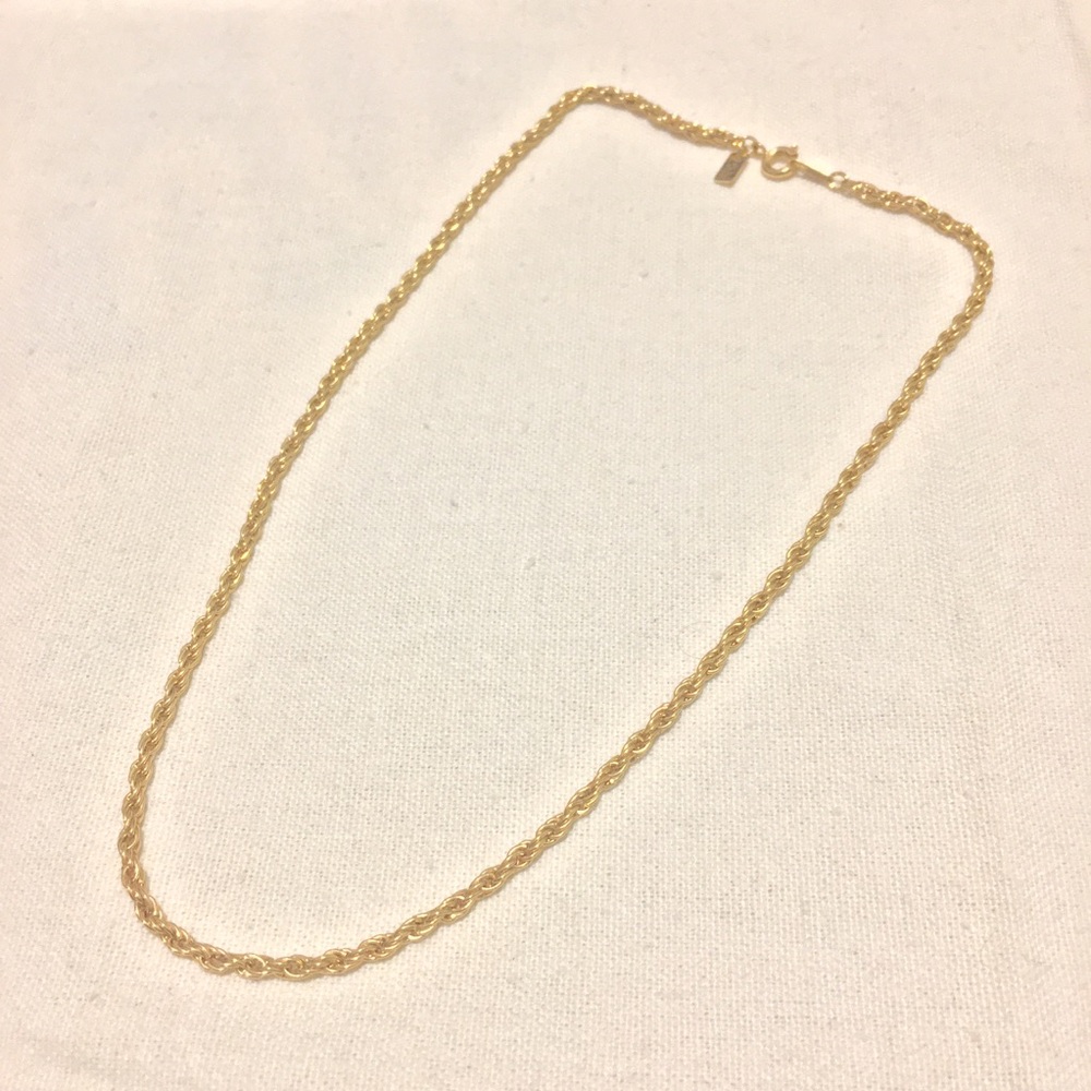 Elegant Gold Rope Chain Necklace